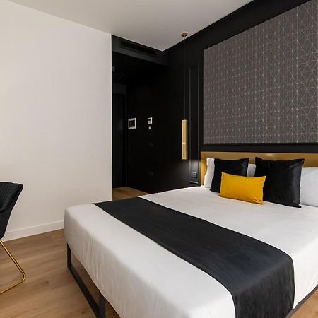 Plebiscito Boutique Rooms Napoli Bagian luar foto