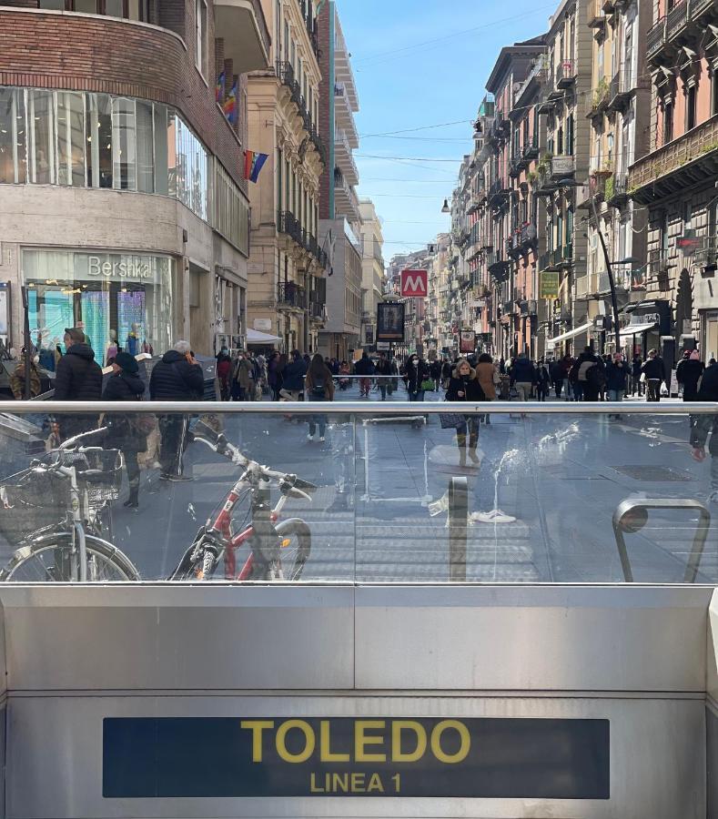 Plebiscito Boutique Rooms Napoli Bagian luar foto