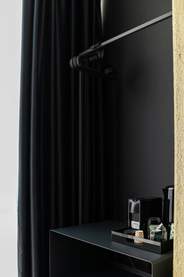 Plebiscito Boutique Rooms Napoli Bagian luar foto